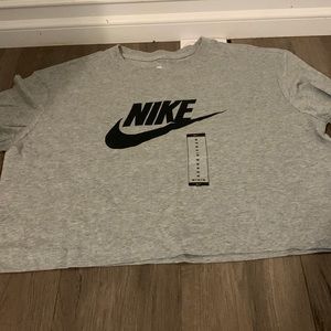 Nike gray t shirt